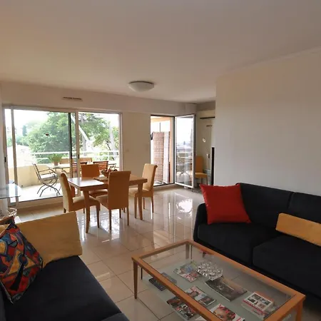 Apartment Le Beauvert - Stayinantibes